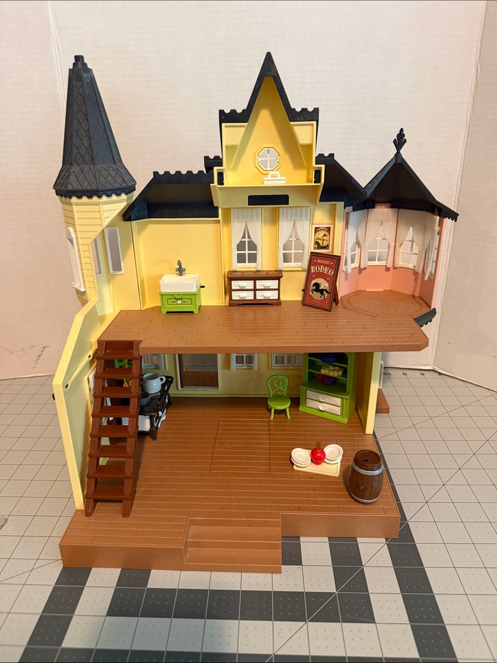 PLAYMOBIL Spirit Riding Free Lucky's House - Picture 4 of 6